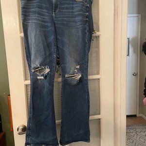 AMERICAN EAGLE Skinny Kick Boot Cut Jeans